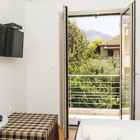 Ivi - Cozy Studio By The Sunny Beach *